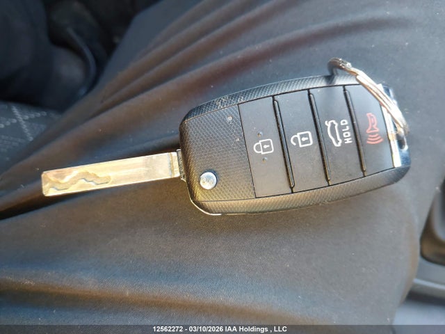 3KPA25AD3PE574588 KIA Rio Lx Premium/lx+