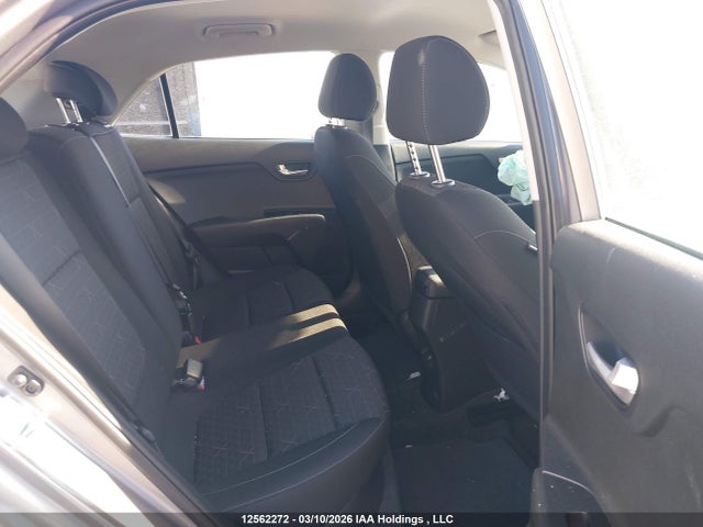 3KPA25AD3PE574588 KIA Rio Lx Premium/lx+