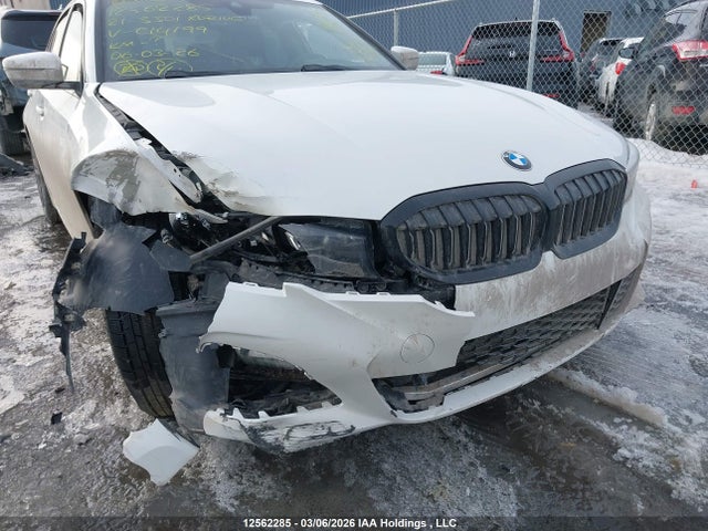 3MW5R7J05M8C14199 BMW 330i Xdrive