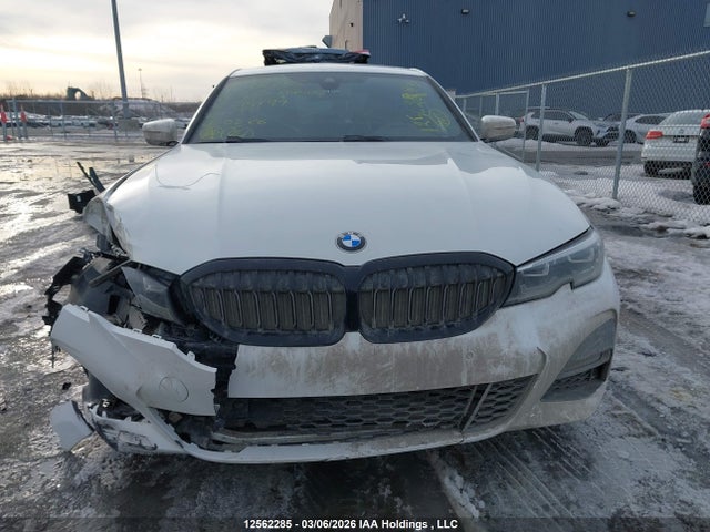 3MW5R7J05M8C14199 BMW 330i Xdrive