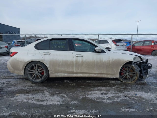 3MW5R7J05M8C14199 BMW 330i Xdrive