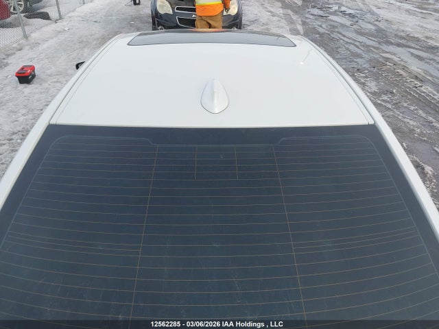 3MW5R7J05M8C14199 BMW 330i Xdrive