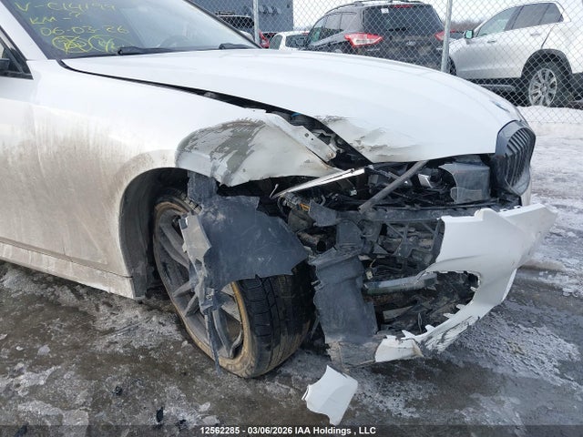 3MW5R7J05M8C14199 BMW 330i Xdrive