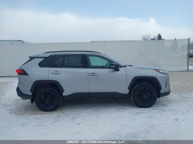 2024 Toyota Rav4 Xle/woodland Edition მანქანა იყიდება აუქციონზე, vin: 2T3RWRFV8RW187008, აუქციონის ნომერი: 12562287