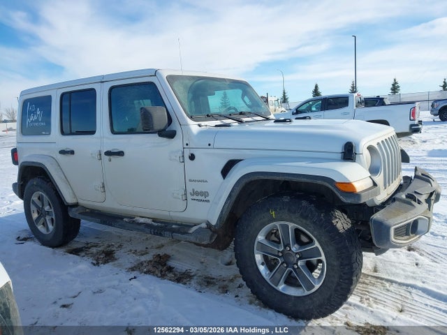 1C4HJXEG0JW326135 Jeep Wrangler Unlimited Sahara