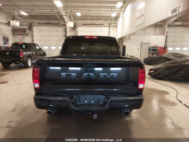 12562295 :رقم المزاد ، 3C6RR7KT7LG160932 vin ، 2020 Ram 1500 Classic Tradesman/express مزاد بيع