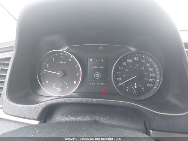 KMHD84LF7JU649267 Hyundai Elantra Gl Se