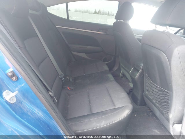 KMHD84LF7JU649267 Hyundai Elantra Gl Se