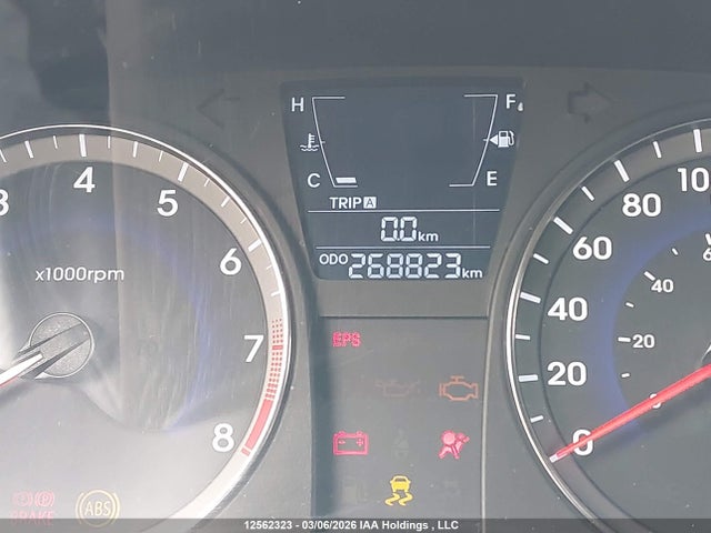 12562323 :رقم المزاد ، KMHCU5AE4DU069227 vin ، 2013 Hyundai Accent مزاد بيع