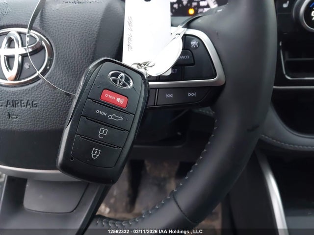 Продажа на аукционе авто 2026 Toyota Highlander Hybrid Xle Awd, vin: 5TDKBRCH2TS691221, номер лота: 12562332