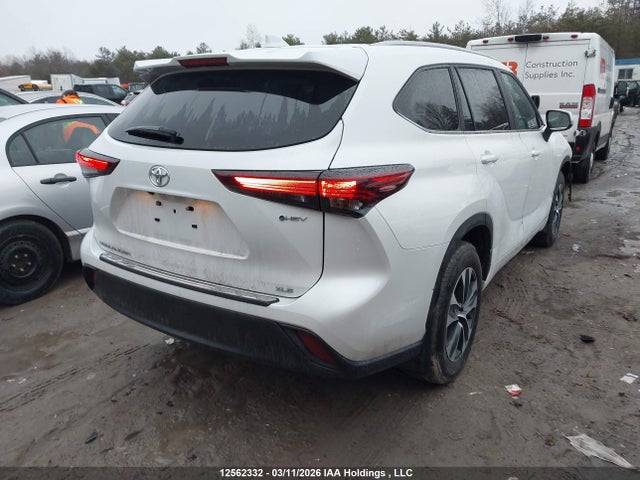 Продажа на аукционе авто 2026 Toyota Highlander Hybrid Xle Awd, vin: 5TDKBRCH2TS691221, номер лота: 12562332