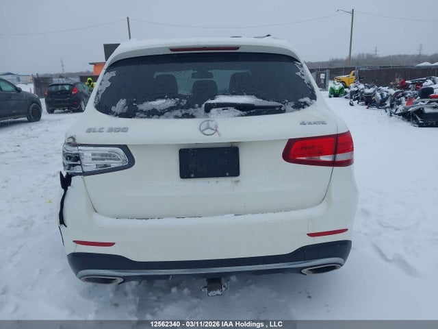 WDC0G4KB1GF022995 Mercedes-Benz Glc 300 4matic