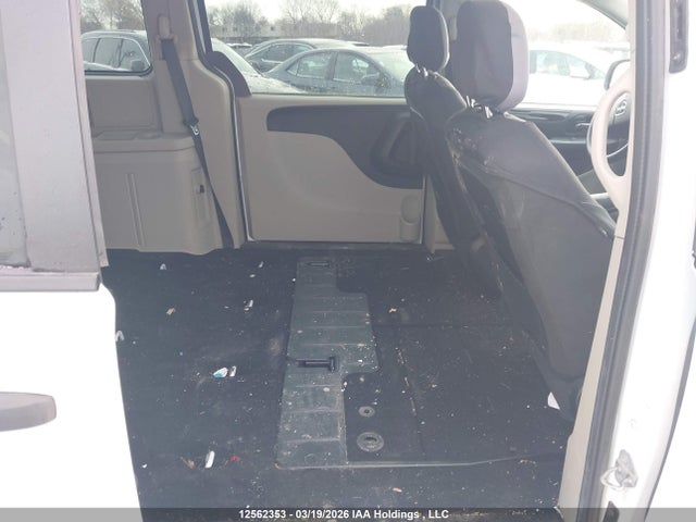 2C4RDGBGXHR597240 Dodge Grand Caravan Se
