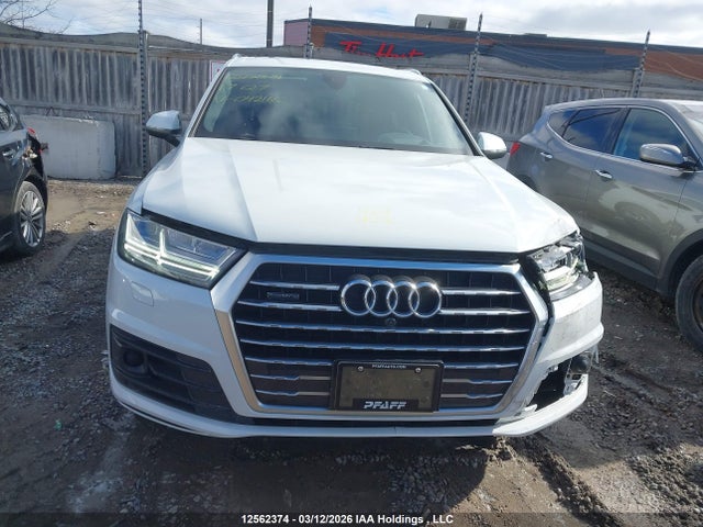 WA1WAAF79HD042165 Audi Q7 3.0t Technik