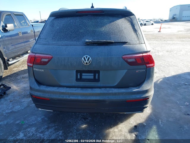 3VV2B7AX5MM038898 Volkswagen Tiguan Se/se R-line Black/sel