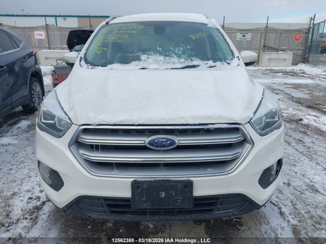 Продажа на аукционе авто 2017 Ford Escape Titanium, vin: 1FMCU9J97HUA67133, номер лота: 12562388