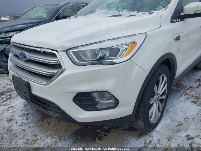 Продажа на аукционе авто 2017 Ford Escape Titanium, vin: 1FMCU9J97HUA67133, номер лота: 12562388