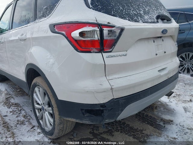 Продажа на аукционе авто 2017 Ford Escape Titanium, vin: 1FMCU9J97HUA67133, номер лота: 12562388