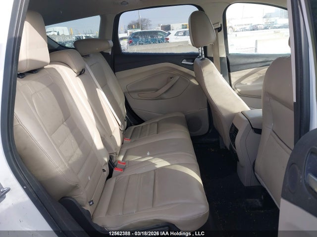 Продажа на аукционе авто 2017 Ford Escape Titanium, vin: 1FMCU9J97HUA67133, номер лота: 12562388