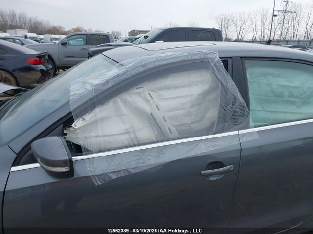 3VWDA7AJ4FM271015 Volkswagen JETTA TDI