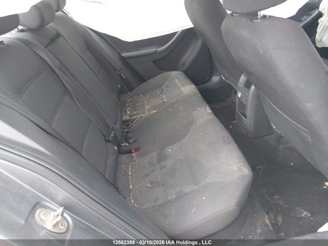 3VWDA7AJ4FM271015 Volkswagen JETTA TDI