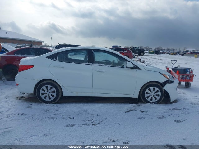 KMHCT4AE9GU958140 Hyundai ACCENT SE