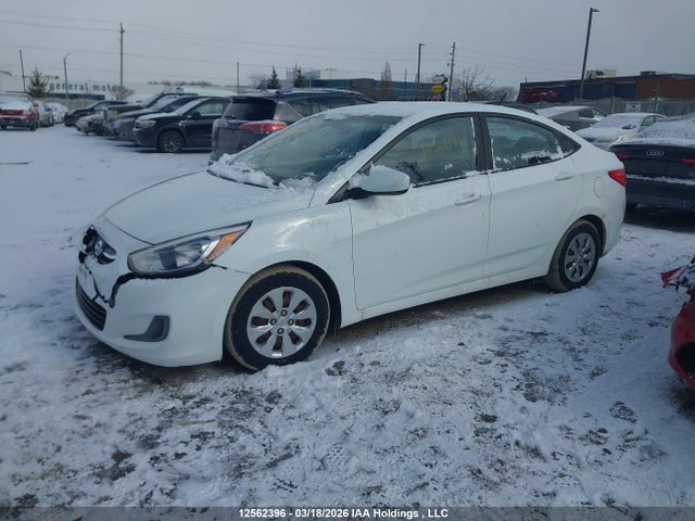 KMHCT4AE9GU958140 Hyundai ACCENT SE