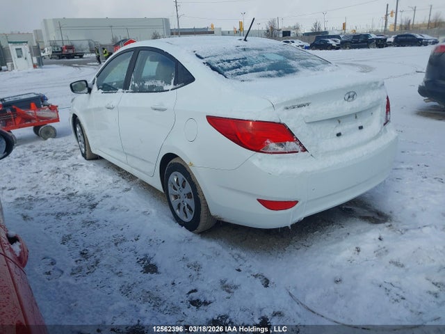 KMHCT4AE9GU958140 Hyundai ACCENT SE