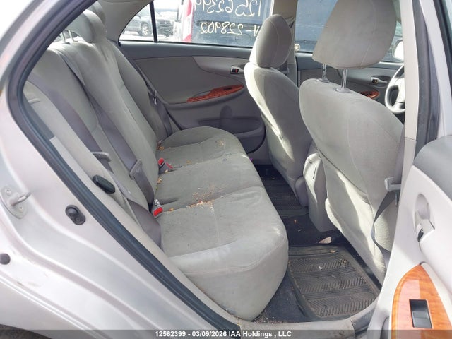 12562399 :رقم المزاد ، 2T1BU4EE5AC228902 vin ، 2010 Toyota Corolla مزاد بيع