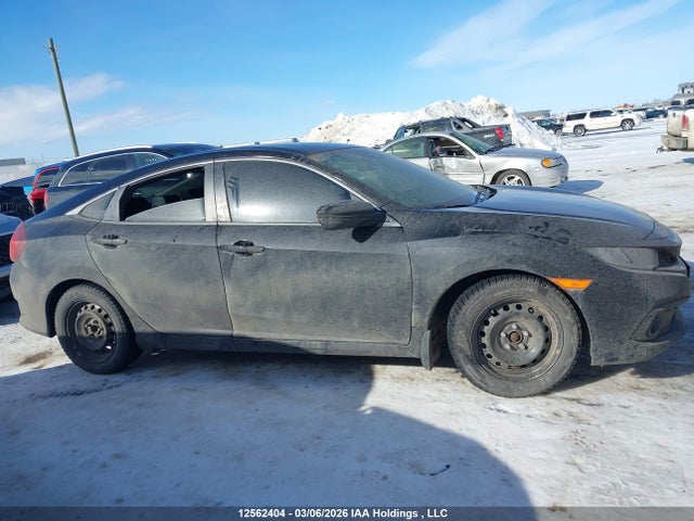 12562404 :رقم المزاد ، 2HGFC2F81MH011327 vin ، 2021 Honda Civic Sport مزاد بيع