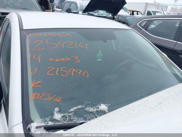 JM1BM1U72E1215990 Mazda Mazda3 Gx-sky