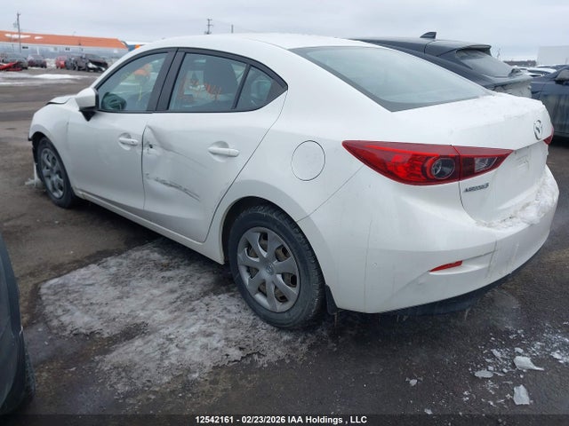 JM1BM1U72E1215990 Mazda Mazda3 Gx-sky