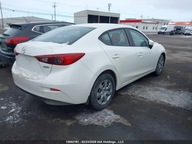 JM1BM1U72E1215990 Mazda Mazda3 Gx-sky
