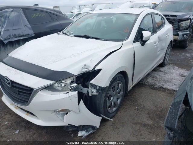 JM1BM1U72E1215990 Mazda Mazda3 Gx-sky