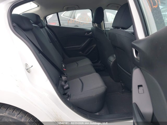 JM1BM1U72E1215990 Mazda Mazda3 Gx-sky