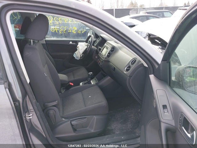 WVGJV7AX0FW523370 Volkswagen Tiguan Comfortline/highline/special Edition/trendline