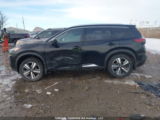 12562414 :رقم المزاد ، JN8AT3DD5MW312073 vin ، 2021 Nissan Rogue Platinum مزاد بيع