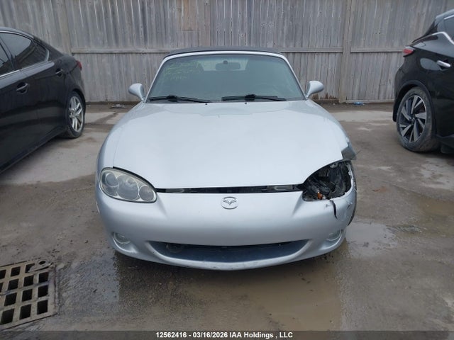 Продаж на аукціоні авто 2002 Mazda Mx-5 Miata Ls, vin: JM1NB353320221695, номер лоту: 12562416