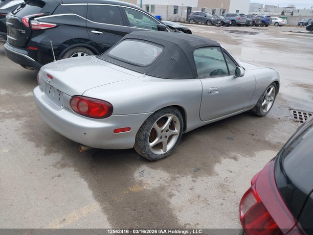 Продаж на аукціоні авто 2002 Mazda Mx-5 Miata Ls, vin: JM1NB353320221695, номер лоту: 12562416
