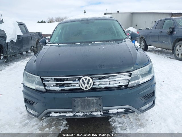 Продажа на аукционе авто 2018 Volkswagen Tiguan Se/sel, vin: 3VV2B7AX5JM145378, номер лота: 12562417