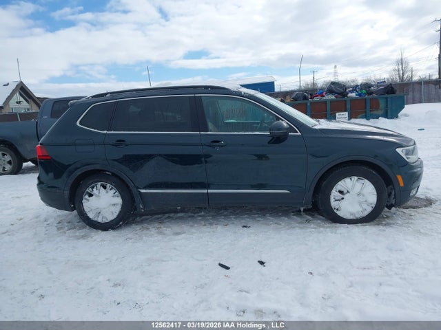 Продажа на аукционе авто 2018 Volkswagen Tiguan Se/sel, vin: 3VV2B7AX5JM145378, номер лота: 12562417