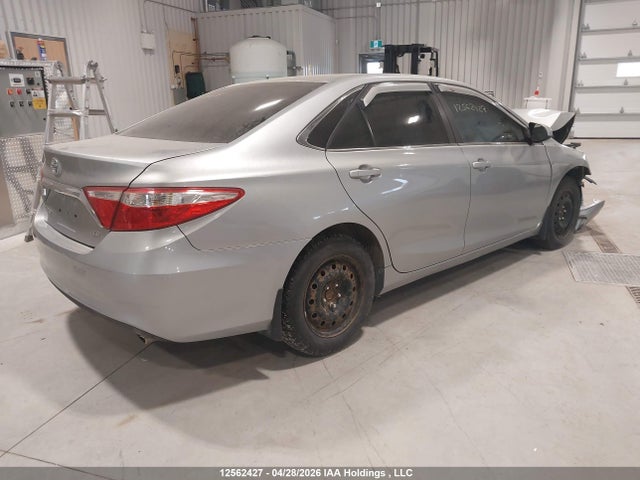 2016 Toyota Camry მანქანა იყიდება აუქციონზე, vin: 4T1BF1FK6GU587552, აუქციონის ნომერი: 12562427