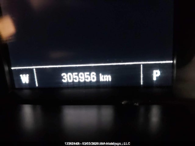Chevrolet Traverse Ls 2018 1GNEVFKW0JJ239417 Image 15
