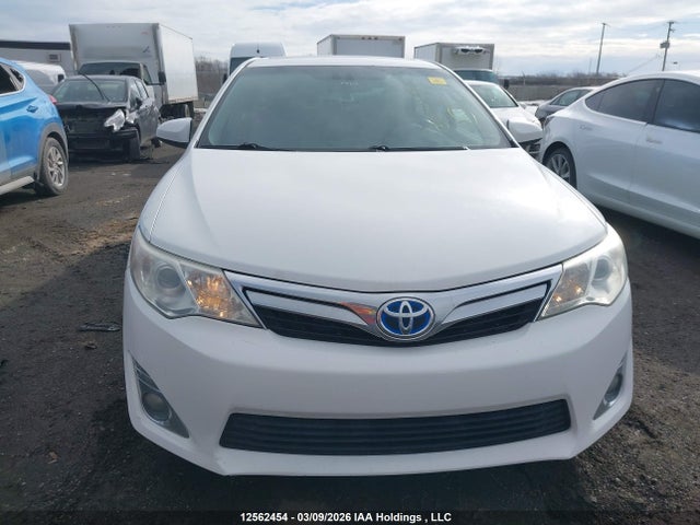 12562454 :رقم المزاد ، 4T1BD1FK1CU045579 vin ، 2012 Toyota Camry Hybrid/le/xle مزاد بيع