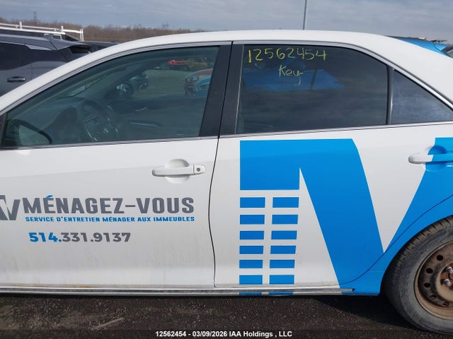 12562454 :رقم المزاد ، 4T1BD1FK1CU045579 vin ، 2012 Toyota Camry Hybrid/le/xle مزاد بيع