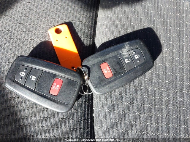 Aukcja sprzedaży 2018 Toyota C-hr Xle, vin: NMTKHMBX8JR031819, numer aukcji: 12562458