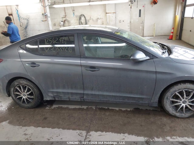 12562461 :رقم المزاد ، KMHD74LF5LU038420 vin ، 2020 Hyundai Elantra مزاد بيع