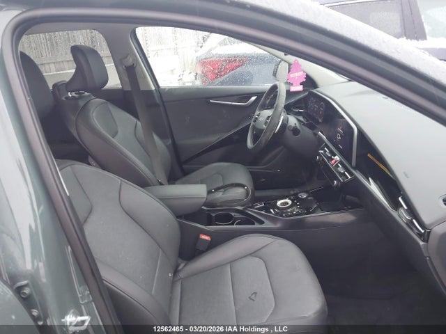 2025 Kia Niro Ev Wave/wave W/snow White Pearl   Grey Exterior მანქანა იყიდება აუქციონზე, vin: KNDCT3L12S5135402, აუქციონის ნომერი: 12562465