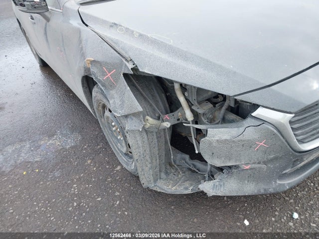 12562466 :رقم المزاد ، 3MZBN1V77HM142874 vin ، 2017 Mazda Mazda3 مزاد بيع