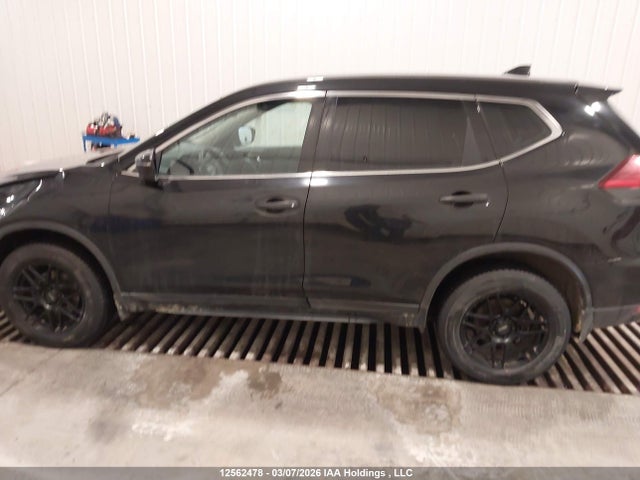 Aukcja sprzedaży 2017 Nissan Rogue S/sl Platinum/sv, vin: 5N1AT2MV7HC839145, numer aukcji: 12562478
